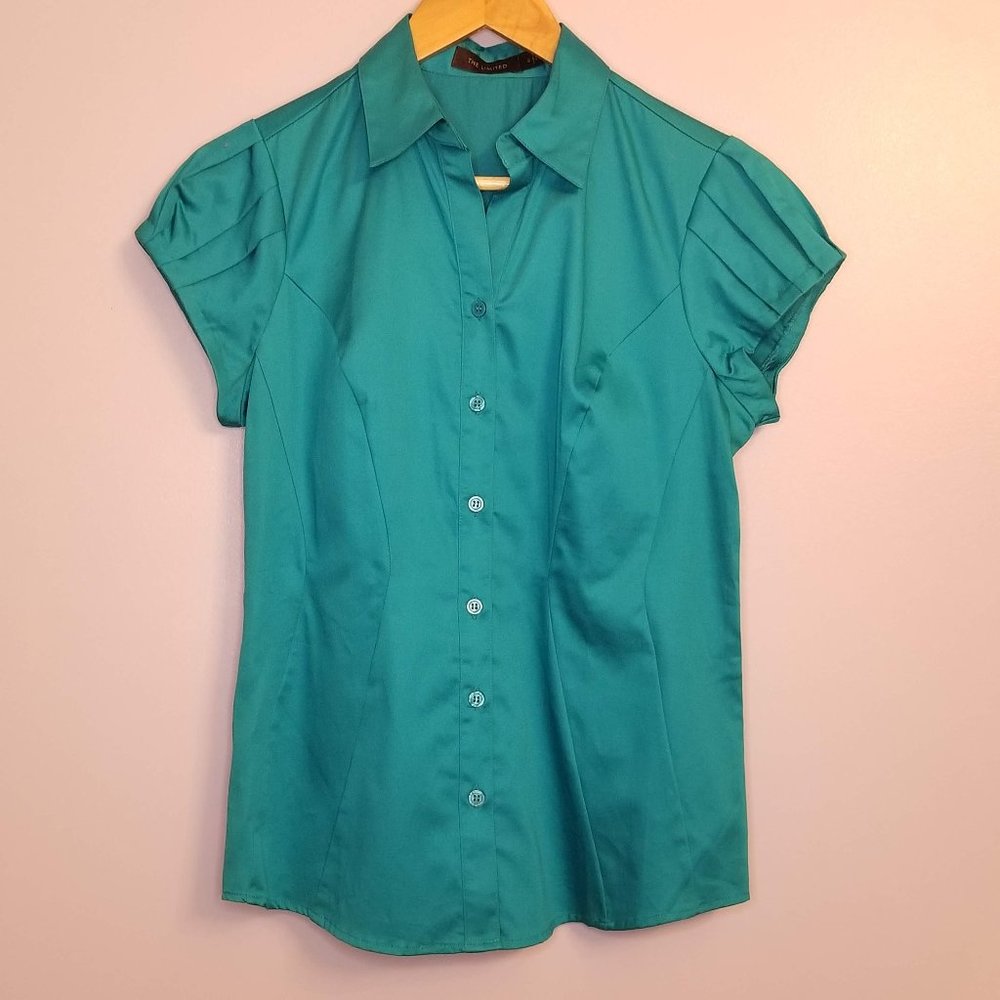 🍂 The Limited Button Down Shirt